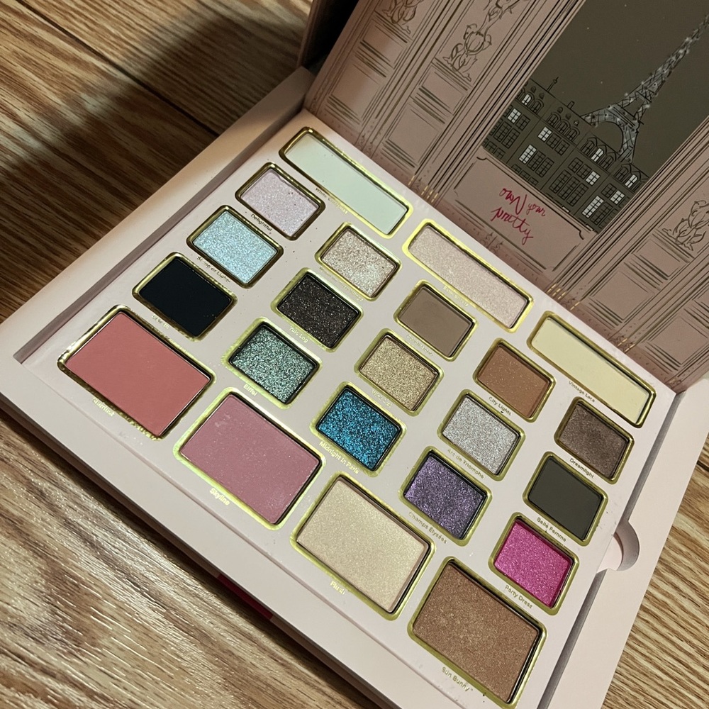 2015 Holiday TooFaced Le Grand Palais Eyeshadow  Palette
